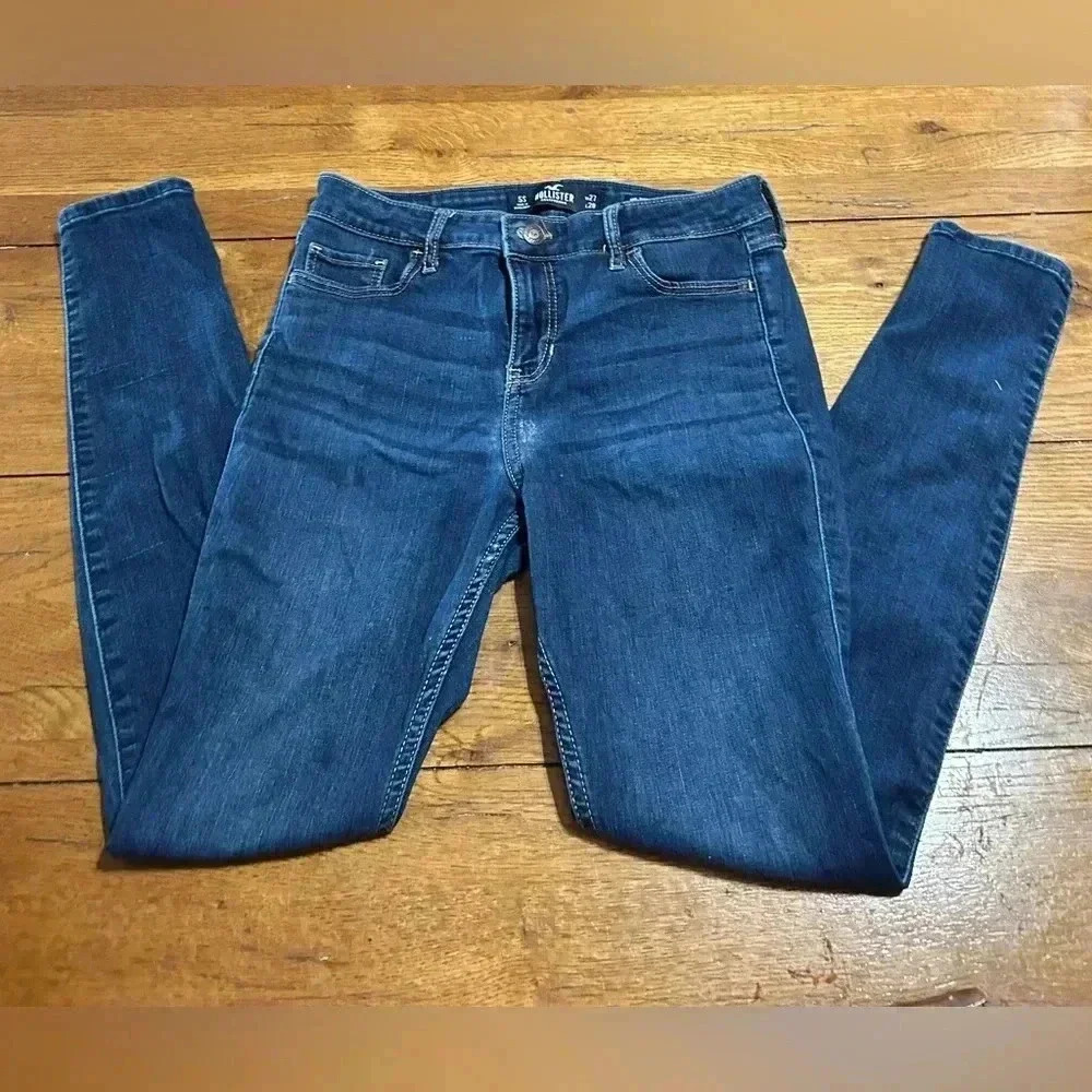 Hollister Mid-Rise Super Skinny Jeans